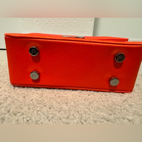 Marcell Von Berlin Flame Colored Money Bag Purse - Picture 10 of 11